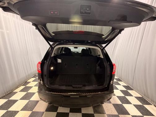 Black / Silver 2026 Subaru Ascent Premium