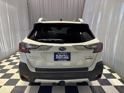 2023 Subaru Outback Touring XT