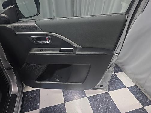 2013 Mazda Mazda5 Sport