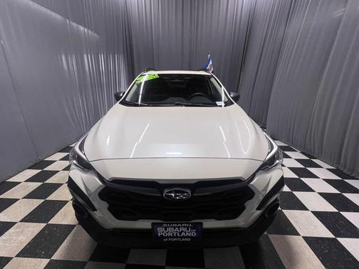 Crystal White Pearl 2024 Subaru Crosstrek Premium