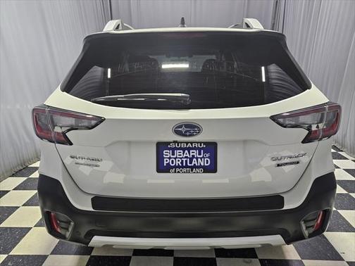 2022 Subaru Outback Touring