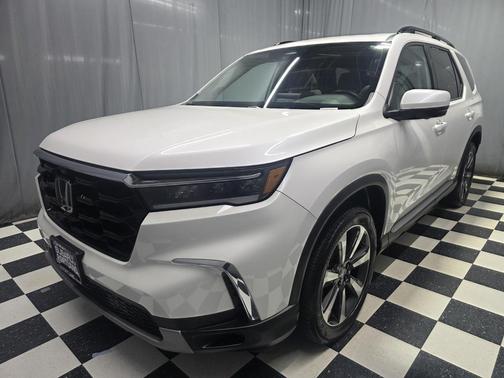 2025 Honda Pilot Elite