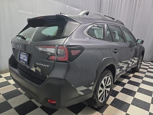 2025 Subaru Outback Base