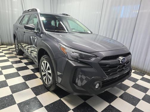 2025 Subaru Outback Base