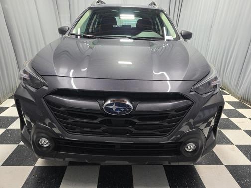 2025 Subaru Outback Base