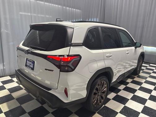 Crystal White Pearl 2026 Subaru Forester AWD