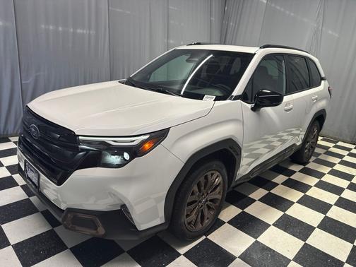 Crystal White Pearl 2026 Subaru Forester AWD