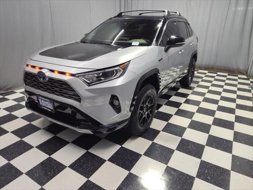 2019 Toyota RAV4 Hybrid SE