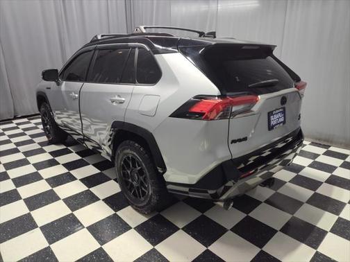 2019 Toyota RAV4 Hybrid SE