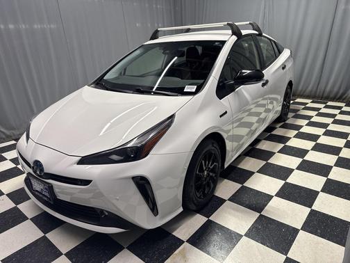 2022 Toyota Prius L
