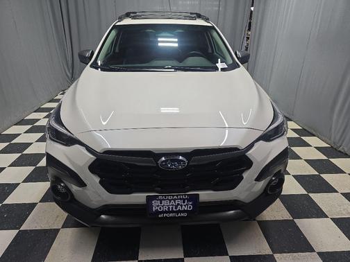 Crystal White Pearl 2025 Subaru Crosstrek Limited