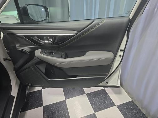 2020 Subaru Outback Onyx Edition XT