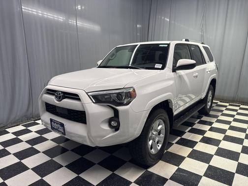 2024 Toyota 4Runner SR5