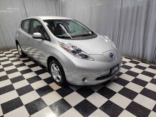 2015 Nissan Leaf SV