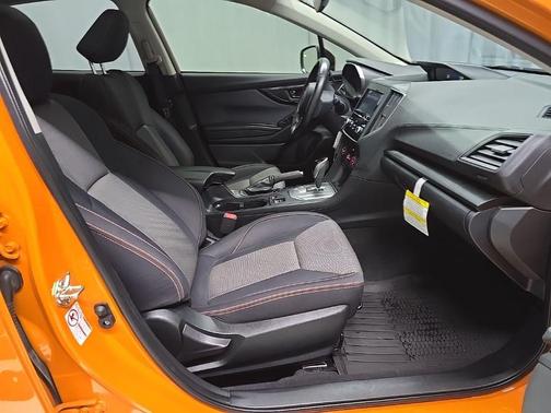 Sunshine Orange 2018 Subaru Crosstrek 2.0i Premium