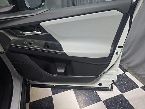 White Pearl 2026 Subaru Solterra Premium