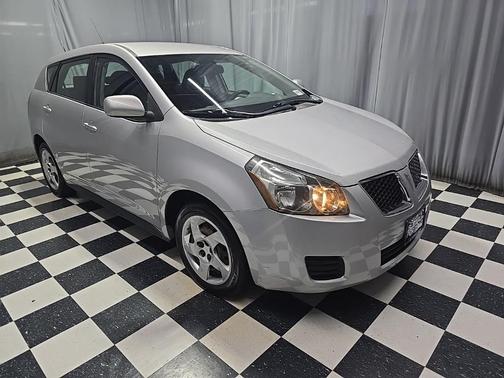 2009 Pontiac Vibe Base
