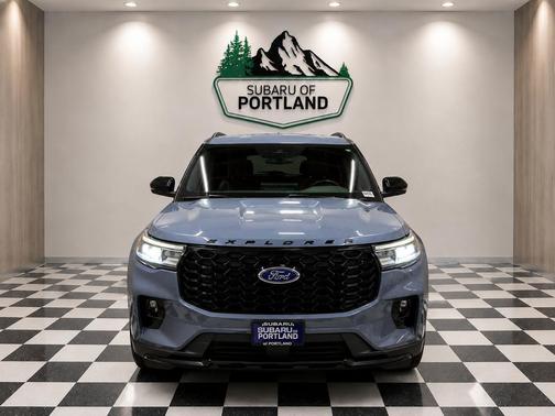 Vapor Blue 2025 Ford Explorer ST-Line