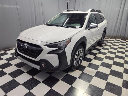 2025 Subaru Outback Touring
