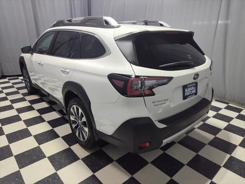 2025 Subaru Outback Touring