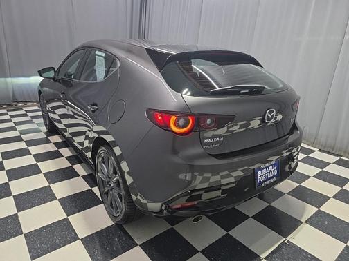 2022 Mazda Mazda3 FWD w/Preferred Package