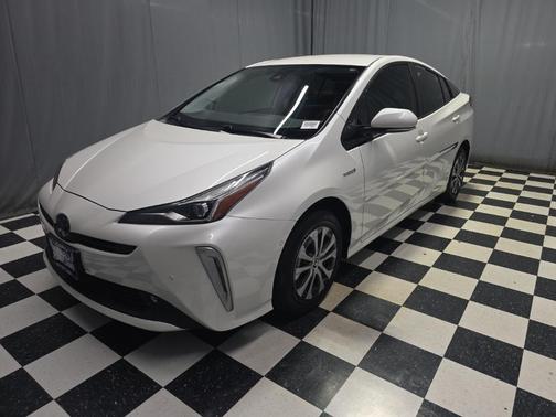 2019 Toyota Prius LE