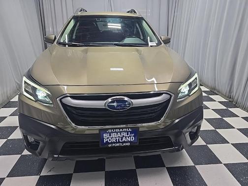 2022 Subaru Outback Premium