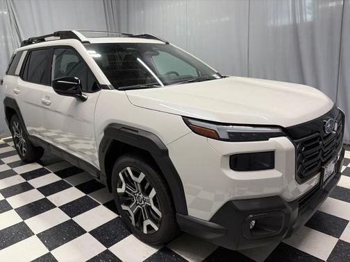 Crystal White Pearl 2026 Subaru Outback Touring XT