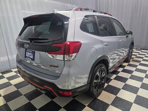 Ice Silver Metallic 2023 Subaru Forester Sport
