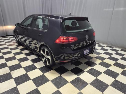 2017 Volkswagen Golf GTI 2.0T S 4-Door