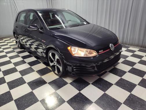 2017 Volkswagen Golf GTI 2.0T S 4-Door