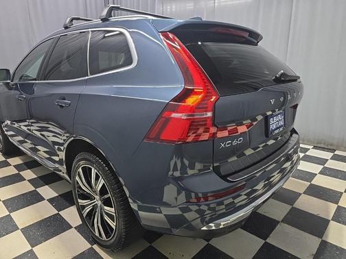 2023 Volvo XC60 B5 Plus Bright Theme