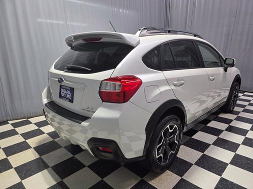 Satin White Pearl 2013 Subaru XV Crosstrek 2.0i Premium