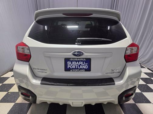 Satin White Pearl 2013 Subaru XV Crosstrek 2.0i Premium