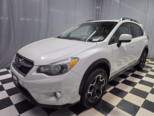 Satin White Pearl 2013 Subaru XV Crosstrek 2.0i Premium