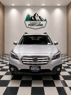 Ice Silver Metallic 2017 Subaru Outback 2.5i Premium