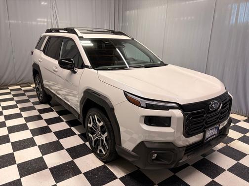 Crystal White Pearl 2026 Subaru Outback Touring XT