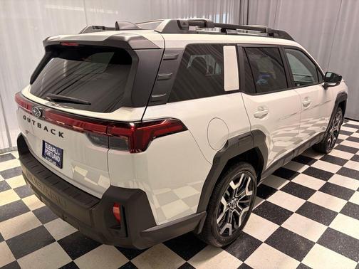 White Pearl 2026 Subaru Outback Touring XT