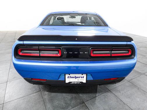 B5 Blue Pearlcoat 2018 Dodge Challenger R/T