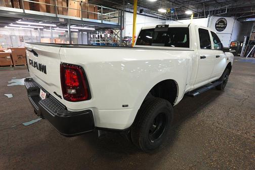 2026 RAM 3500 Tradesman Crew Cab 4x4 8' Box