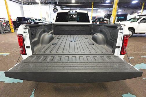 2026 RAM 3500 Tradesman Crew Cab 4x4 8' Box