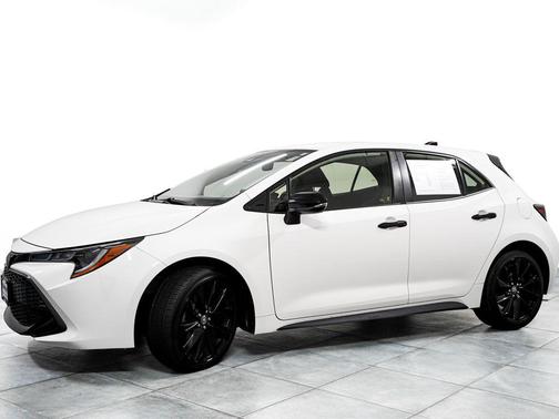 Super White 2021 Toyota Corolla SE