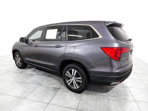 Crystal Black Pearl 2016 Honda Pilot EX-L