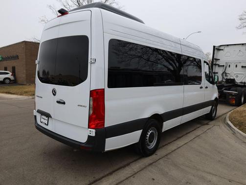 2025 Mercedes-Benz Sprinter 2500 High Roof