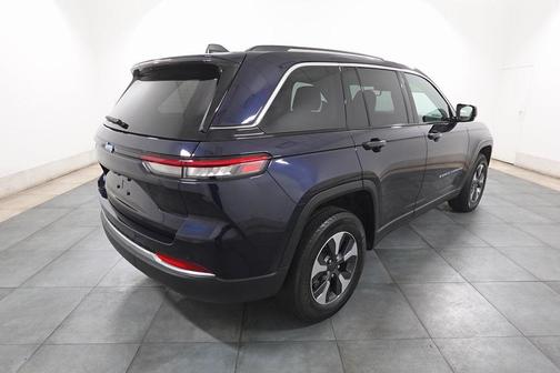 2022 Jeep Grand Cherokee 4xe Base