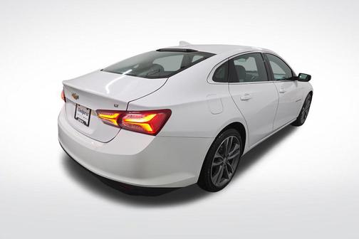 2021 Chevrolet Malibu FWD LT