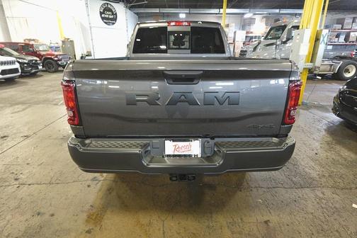 2025 RAM 2500 Tradesman Crew Cab 4x4 6'4' Box