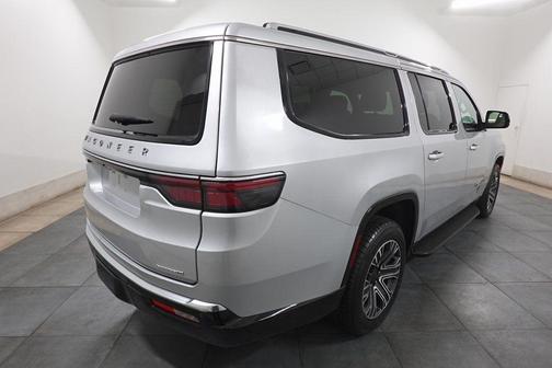 2024 Jeep Wagoneer L Series II 4x4