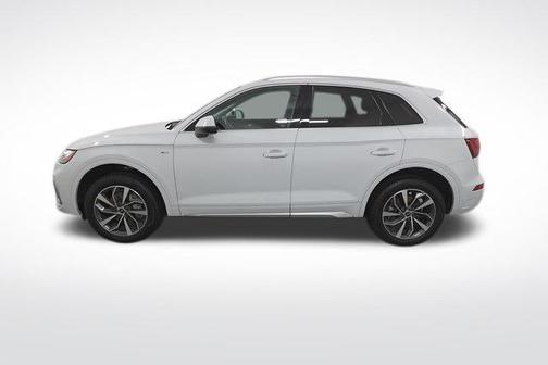 2024 Audi Q5 45 S line Premium