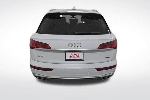 2024 Audi Q5 45 S line Premium